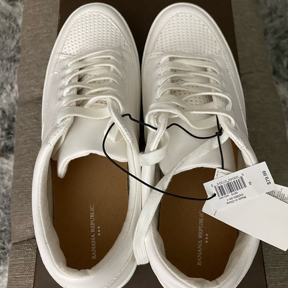 Banana Republic Sneakers - Picture 3 of 4